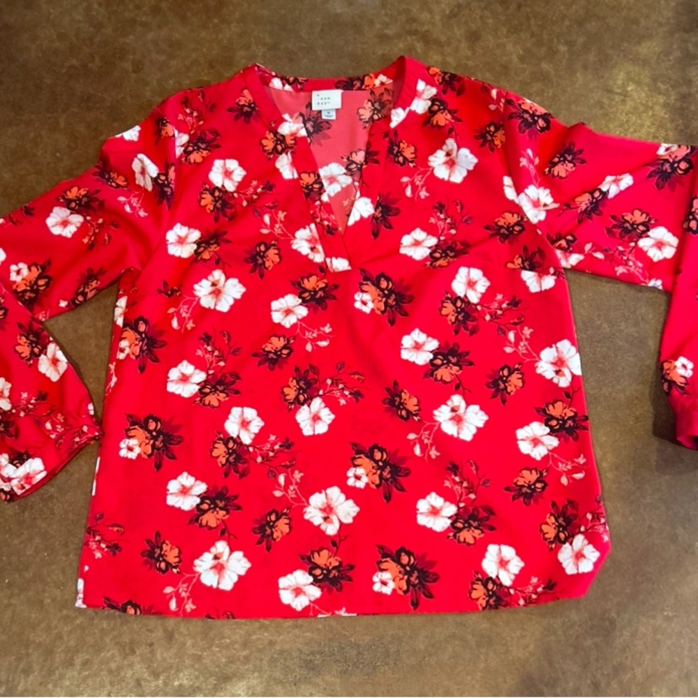 A New Day - Floral Red Women’s Blouse EUC Like New!